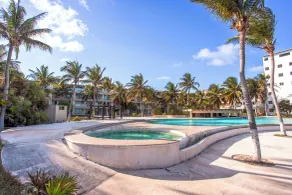 Luxury Beach Residences - Piscina