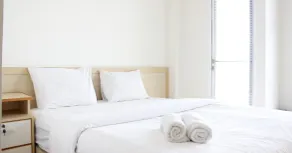 Relaxing Studio Apartment at Parahyangan Residence with Mountain View - Room