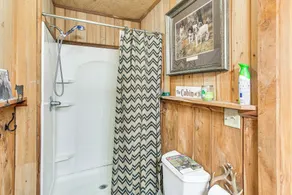 Georgia Lakefront Cabin w/ Fire Pit + Grills! - Innenbereich
