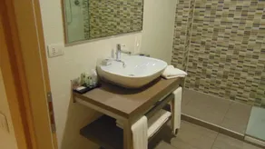 Turin Airport Hotel & Residence - Bathroom