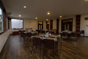 Elgozo Hotel Dreams Paradise - Yercaud - Restaurant