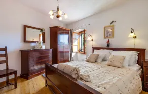Villa Vicina - Historic Stone Villa with Pool & Sea Views I Milna - Room