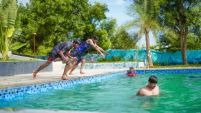 Kaadgal Resort - Piscine