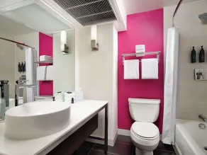 Aloft by Marriott El Segundo - Los Angeles Airport - Salle de bain