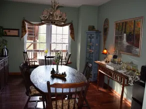 Long Mountain Lodge Bed & Breakfast - Restaurant