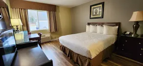 Crest Trail Lodge - Room