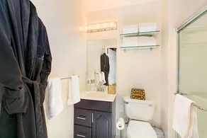 Quiet Mind Mountain Lodge, Retreat & Spa - Salle de bain