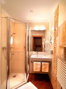 Aktivhotel Alpendorf - Badrum