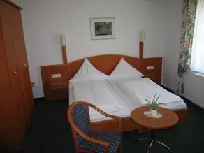 Hotel Garni Alt Refrath - Chambre