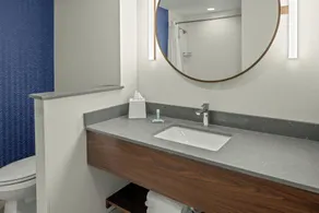Fairfield by Marriott Inn & Suites Winters Davis - Zimmer