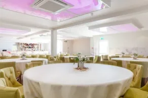 An Mor Hotel - Restaurant