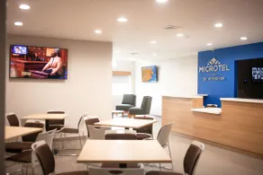 Microtel Inn & Suites by Wyndham Camp Lejeune/Jacksonville - Hall