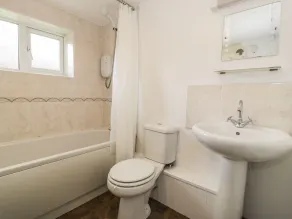 Llwyn Celyn - Interior