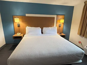 Travelodge by Wyndham Lamoni - Zimmer