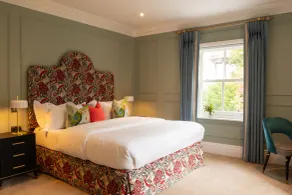 Silken Thomas Accommodation - Room