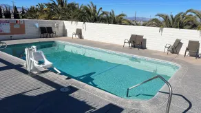 Days Inn by Wyndham Ridgecrest near China Lake Naval Station - Piscine