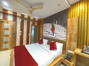 Hotel Gautam Grand Varanasi - Room