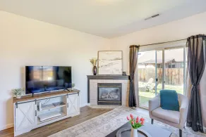 Charming Bend Home w/ Porch & Yard: Great Location - Interiør