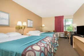 Super 8 by Wyndham Menomonie WI - Chambre