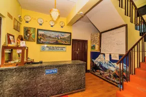 Rest Up Kathmandu Hostel - Réception