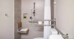 The Rushmore Hotel & Suites; BW Premier Collection - Salle de bain