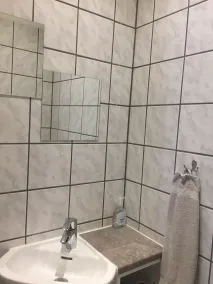 Davaa's Bed & Breakfast - Bathroom