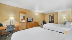 Clarion Hotel & Suites Fairbanks near Ft Wainwright - Chambre