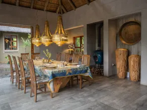 Lush Private Game Lodge - Restaurant