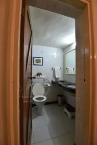 Modi's Resort Karjat - Bathroom