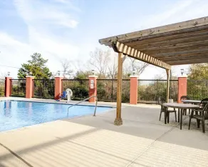 Quality Inn & Suites Bryan-College Station - Piscine