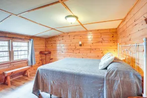 Private Dock, Deck & Yard: Deerskin Lake Retreat! - Interiör