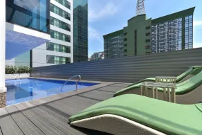 Currency Serviced Suites - Piscine