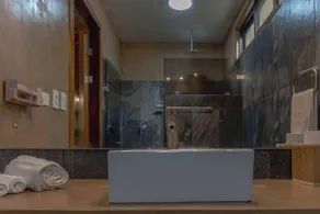 Surfside Apartments Mal Pais - Salle de bain