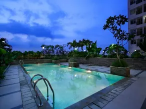 Hotel Santika Depok - Pool