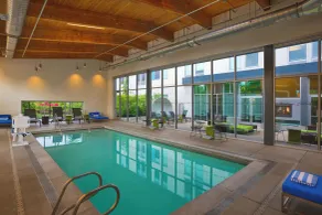 Aloft by Marriott Portland Airport at Cascade Station - Pool