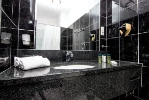 Hotel Bella Vista Warszawa - Bathroom