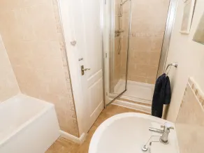 Driftwood Apartment - Baño