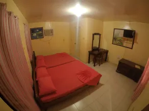 Buena Lynnes Annex Lodge - Room