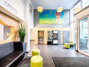 B&B HOTEL Köln-Frechen - Hall