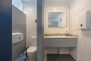 Highfield Private Hotel - Bathroom