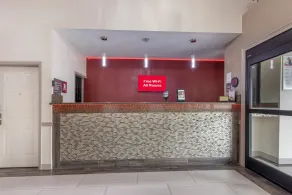 Red Roof Inn & Suites Clinton, MS - Réception
