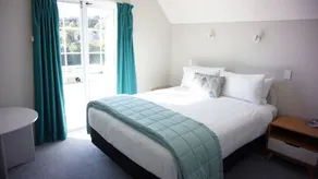 Phoenix Thermal Resort - Taupo - Room