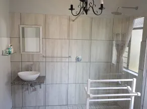 Umuzi Guest House - Bathroom