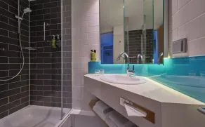 Holiday Inn Express Cologne Muelheim by IHG - Salle de bain