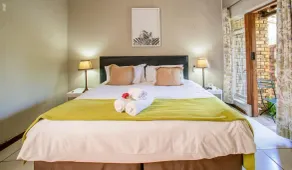 Zebrina Guest House - Room