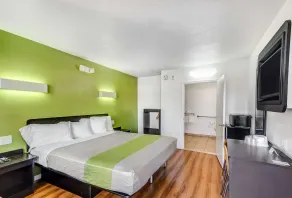 Motel 6-Visalia, CA - Chambre
