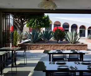 Kubo Hotel & Business Center - Restaurant
