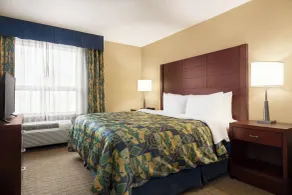 Travelodge by Wyndham Oshawa Whitby - Chambre