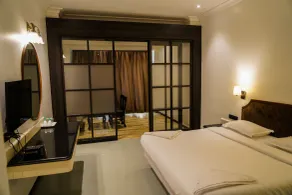 Hotel Sun Shine Inn - Room