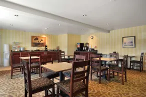 Travelodge by Wyndham Simcoe - Restaurant